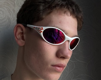 Oakley Eye Jacket Flames Fire Sunglasess White Frames / Purple Lenses - Vintage 90s Cycling Running Gorpcore Outdoor Eyewear Y2K