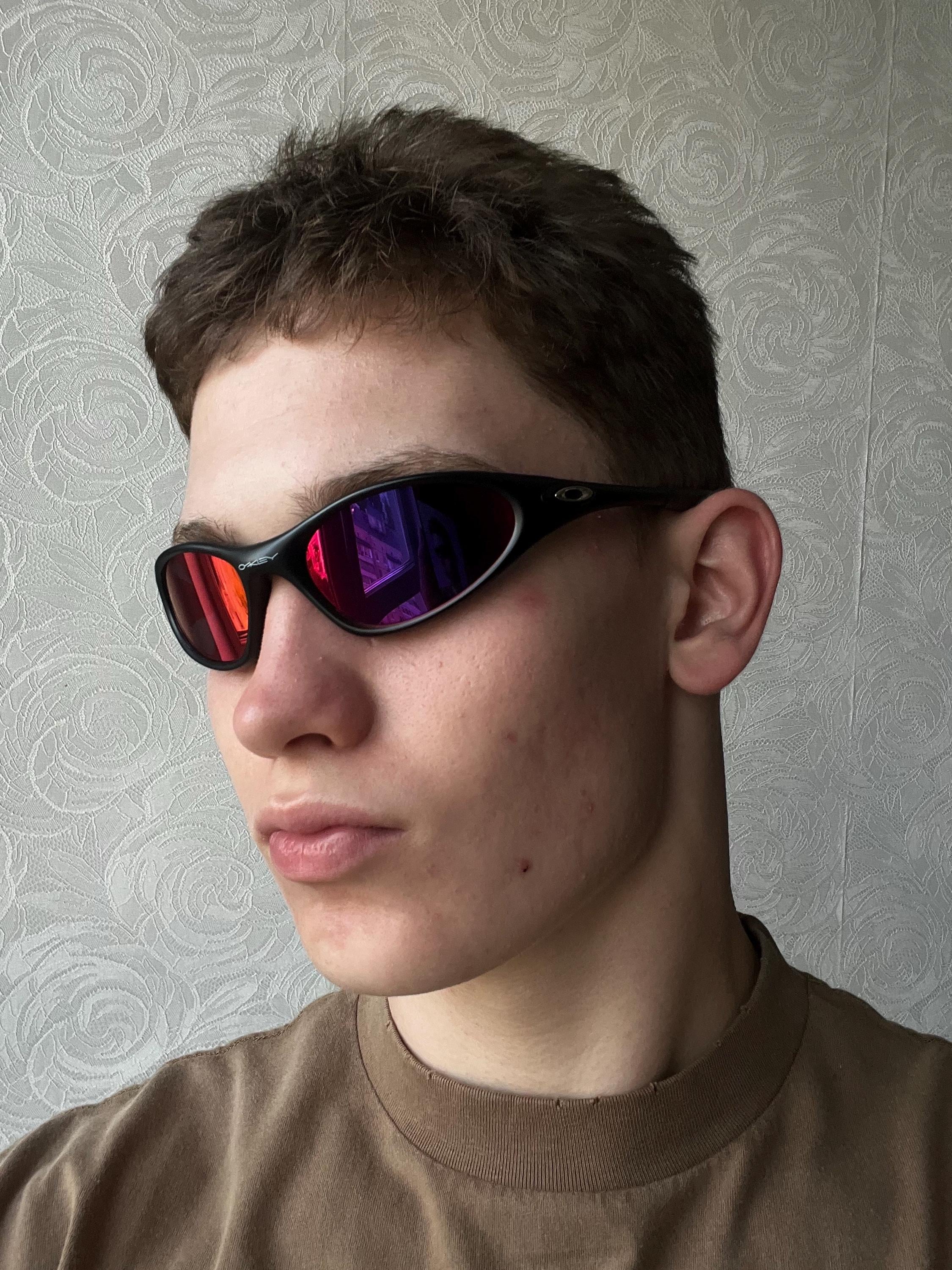 Oakley Minute 1.0 - Etsy Canada