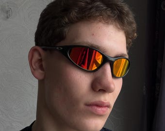 Oakley Minute 1.0 Sunglasess Black Frames / Fire Red Lenses - Vintage 90s Cycling Running Gorpcore Outdoor Eyewear Y2K