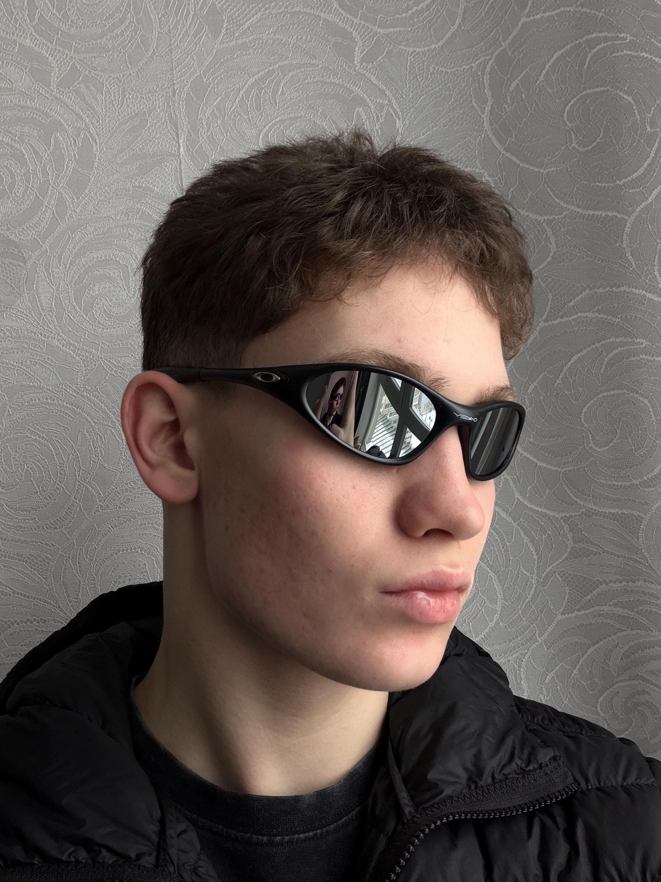 Oakley Minute - Etsy Canada