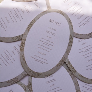 Ovales dickes strukturiertes Hochzeit Menükarten mit Dankeschön | Personalisierte Vorderseite & Rückseite | Briefpapier | Dankeskarten