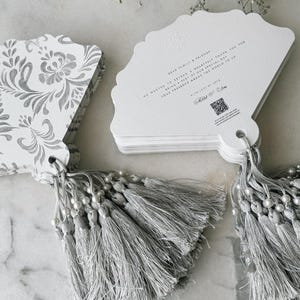 Éventails en papier personnalisés pour mariage, Éventails de mariage imprimés, Éventails avec glands, Cadeaux de mariage, Éventail personnalisé, Cadeaux de mariage en vrac