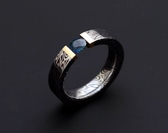 Genuine Stainless Damascus Steel with 18K Yellow Gold and Sapphire Ring PD52