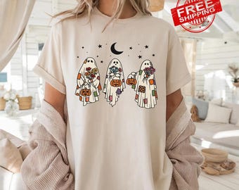 Vintage Halloween Patchwork Ghost Shirt: Floral Retro Spooky Pumpkin Tee