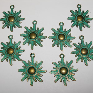 Green Verdigris Patina Metal Alloy Sun Charms - 8 pieces 28mmx25mm