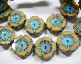 12 beads -Ivory Turquoise Wash Czech Glass Flower Beads 12mm