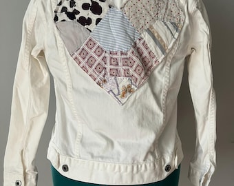 Upcycled White Denim Jacket: Vintage Quilt Heart Appliqué, Ladies Small