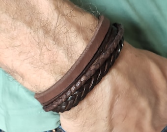 Leren Armband voor heren met Graveerbare Sluiting, Cadeau voor Mannen, Handgemaakte Armband met Tekst, Uniek Handgemaakt Cadeau voor Papa