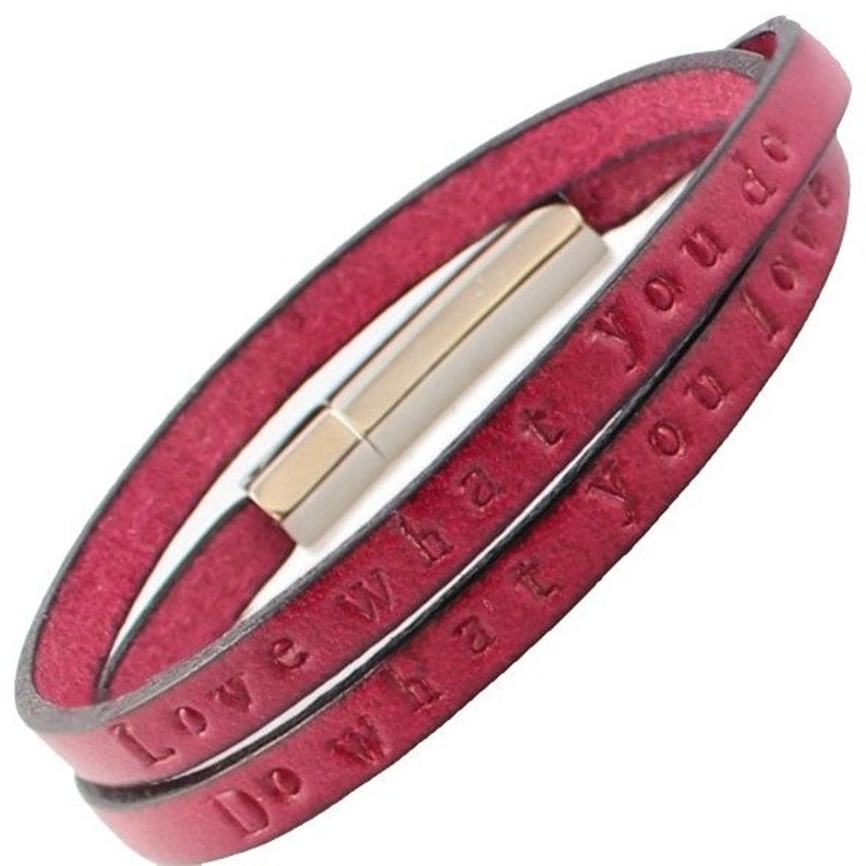 Leren Armband, Naam of Tekst Gepersonaliseerde Leren Wikkelarmband, Gegraveerde lederen armband, mannen armband, leren polsbandjes Roze