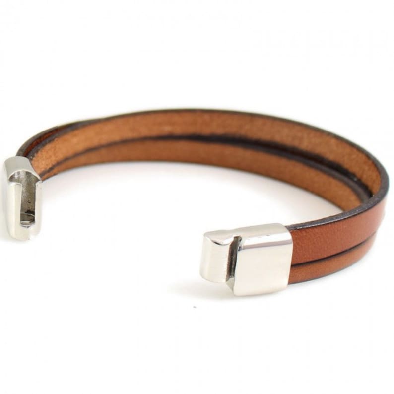 Personalized Bracelets Stamped Leather Bracelets Leather Bracelets for Men or Woman Leather Bracelet with name or text
