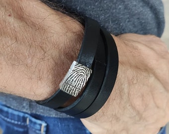 Leather Wrap Bracelet with FINGERPRINT engraving, Leather Remembrance Bracelets for Men - Personalized Bracelets with Fingerprint