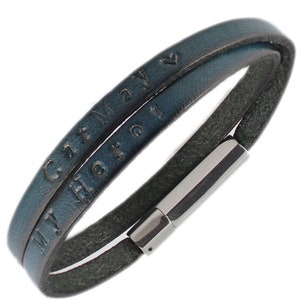 Leren Armband, Naam of Tekst Gepersonaliseerde Leren Wikkelarmband, Gegraveerde lederen armband, mannen armband, leren polsbandjes Blauw