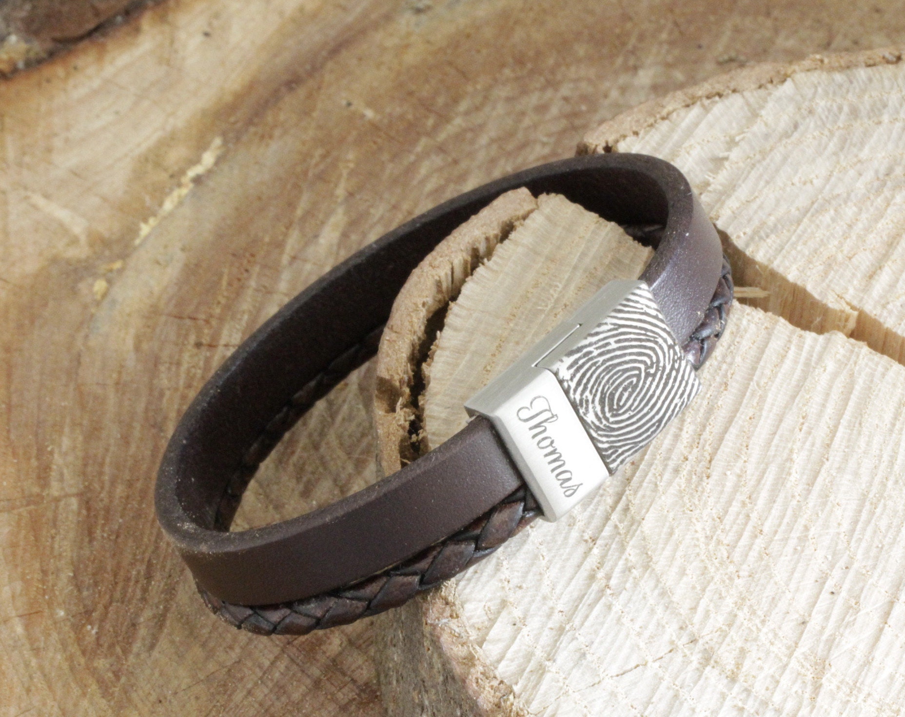 Handgemaakte lederen armband gegraveerd met vingerafdruk naam | Etsy