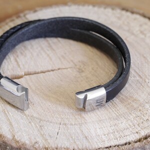 Lederarmband mit Gravur. Personalisiertes Armband. Geschenk für Ihn. Bild 5