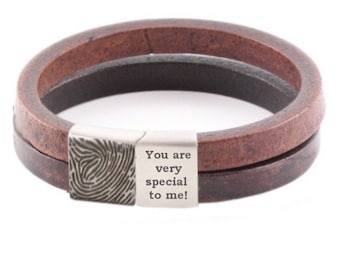 Leather Bracelet with name or text- Leather Bracelets for Men or Women - Engraved Leather Bracelets - Clasp Engravement