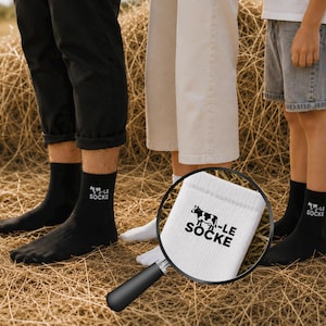 Kuhle Socke | Coole Socke| Lustige Socken Unisex Kinder | Schwarze & Weiße Statement Socken | Geschenk Bauernhof Landliebe Funny Crew Socks