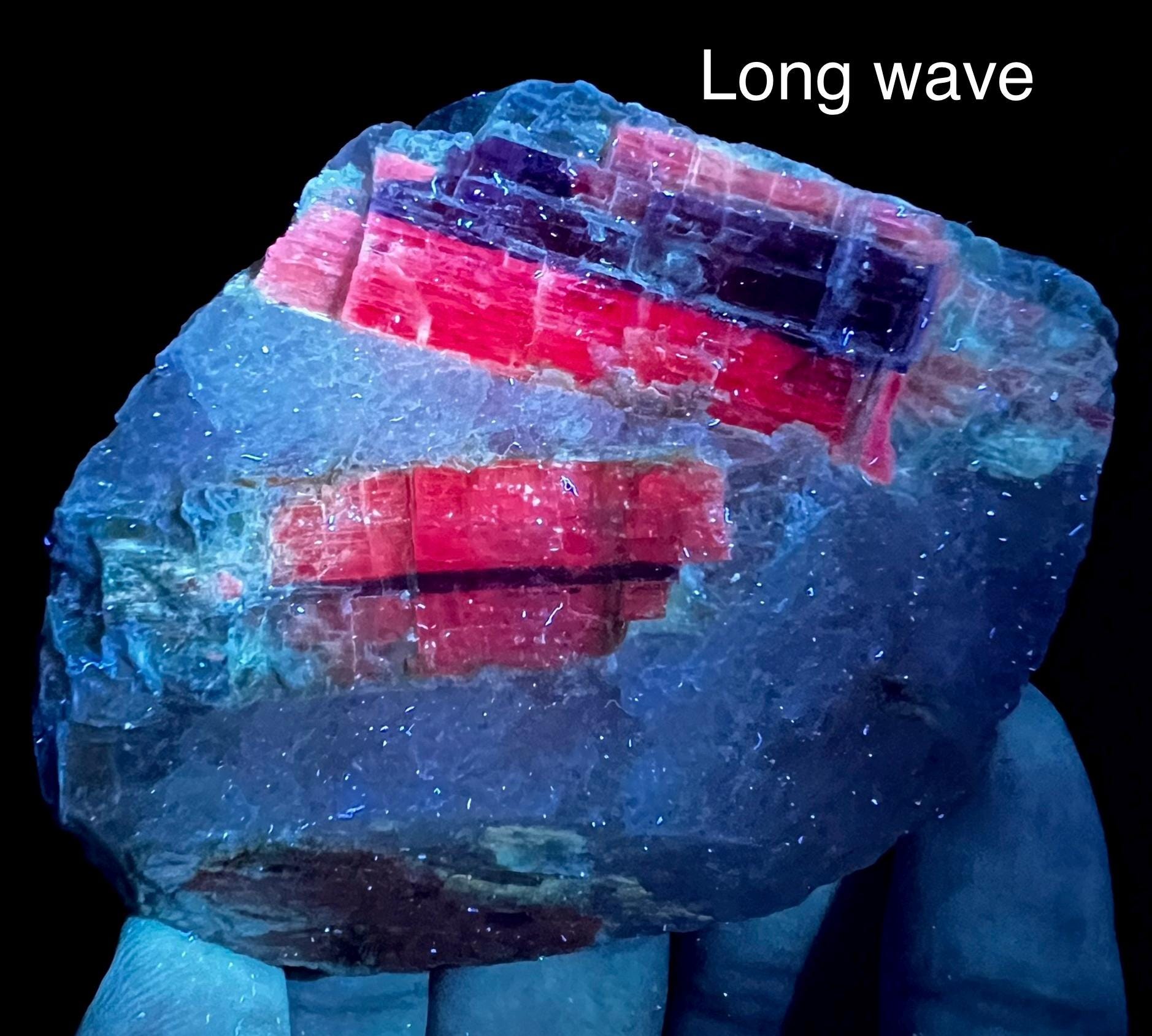 118 Gram Gorgeous Natural Extremely Rare Fluorescent Blue Kyanite 