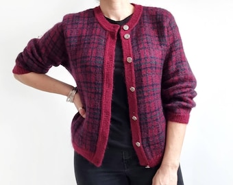 vintage Scottish Mohair Wool Mix Tartan Check Cardigan | Cardigan Violet Marine Avec Bouton Argent | Moyen | Fabriqué en Grande-Bretagne