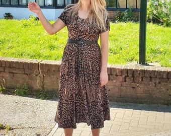 80's Vintage Bruine Animal Print Jurk / / Lange Luipaard Print Zomerjurk / / Medium