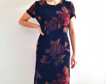 Vintage Laura Ashley Velvet Dress in Dark Floral