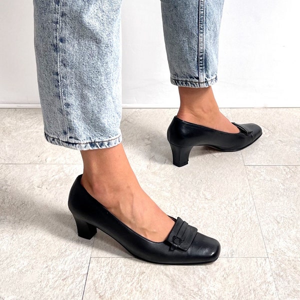 Vintage Salvatore Ferragamo Black Heel Shoes | Smart Court Pump Shoes | Size 7.5 UK / 41 EUR