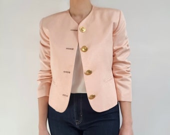 Vintage Pfirsich Crop Blazer mit Goldknöpfen | Damen Smart Pastell | Klein – Mittel