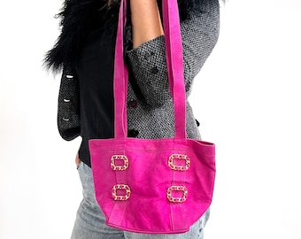 80’s Vintage Hot Pink Handbag w Gold Detail // Medium Shoulder Bag by Gino Pandolfo