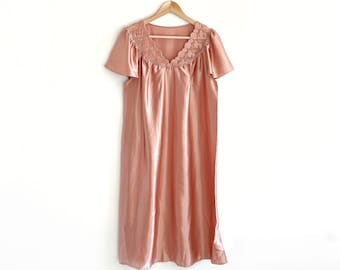 90’s Rose Gold Satin Nightie // Vintage St. Michael Short Sleeve Long Nightgown // Medium