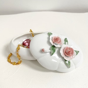 Vintage Keramik Schmuckschatulle // Weiße & rosa Rose Blumen Schmuckbox