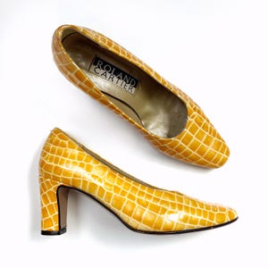 Vintage Roland Cartier felgele schoenen met namaakkrokodil | Lakleer hoge hakken dierenleer | 38 EUR / 5 VK