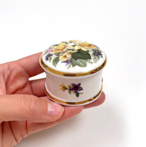 Vintage Floral China Small Jewellery Box | Fine B… - image 5