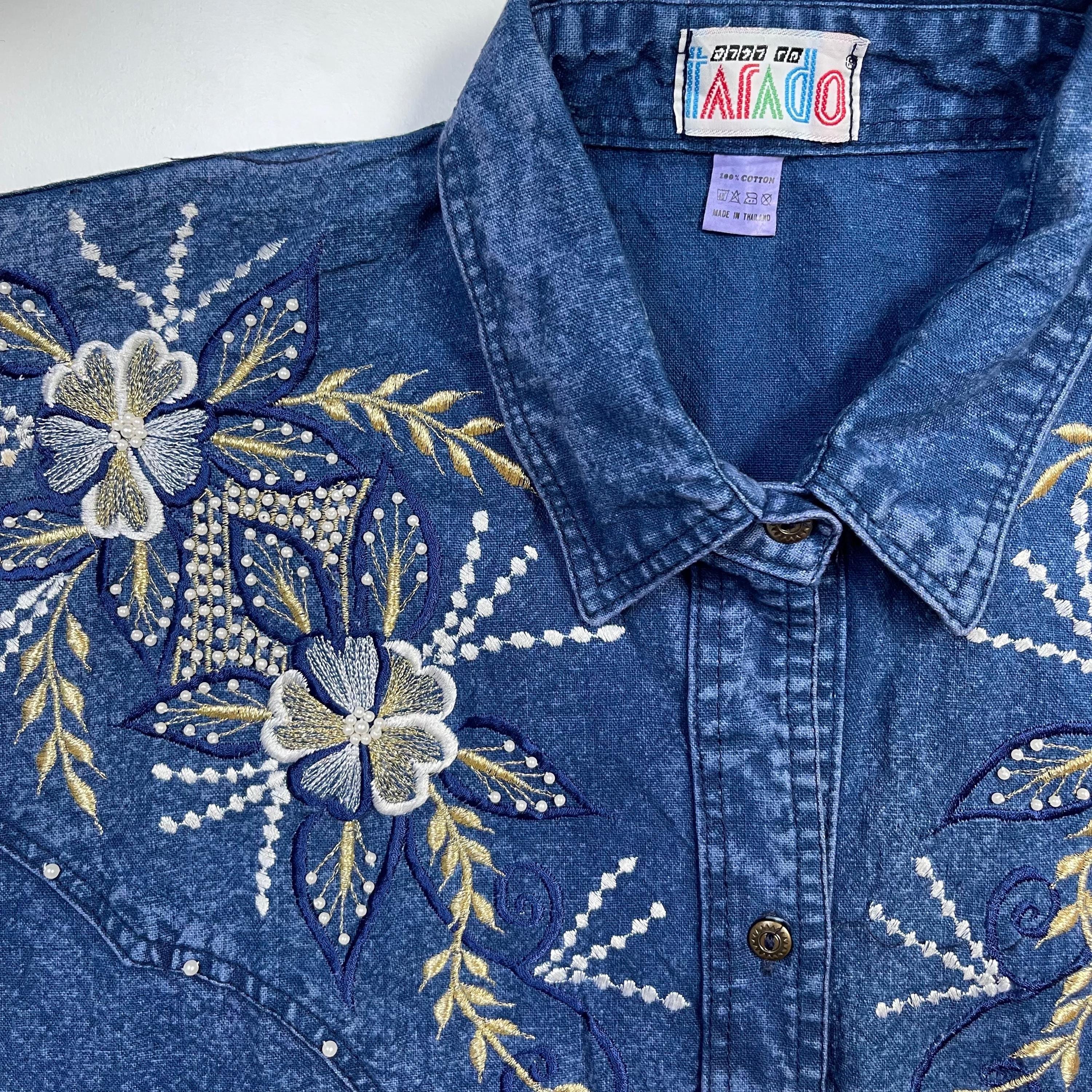 80s Vintage Ladies Denim Shirt W Floral Embroidery