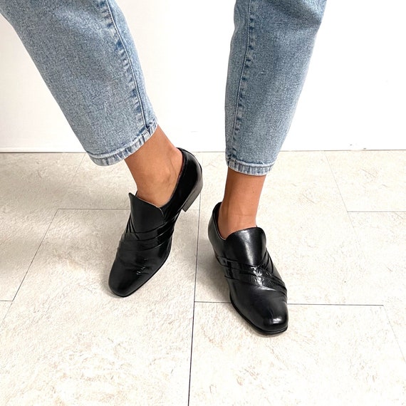Vintage Black Leather Unisex Loafers | Cuban Heel… - image 1