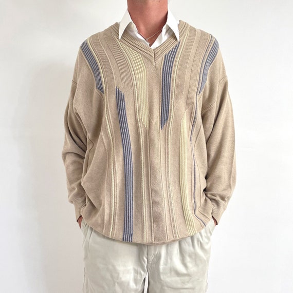 Vintage Beige Mens V-neck Jumper 
