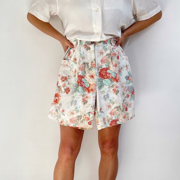 80's Vintage Floral Ladies Shorts | Peachy Flower Print Summer Denim Shorts | Small