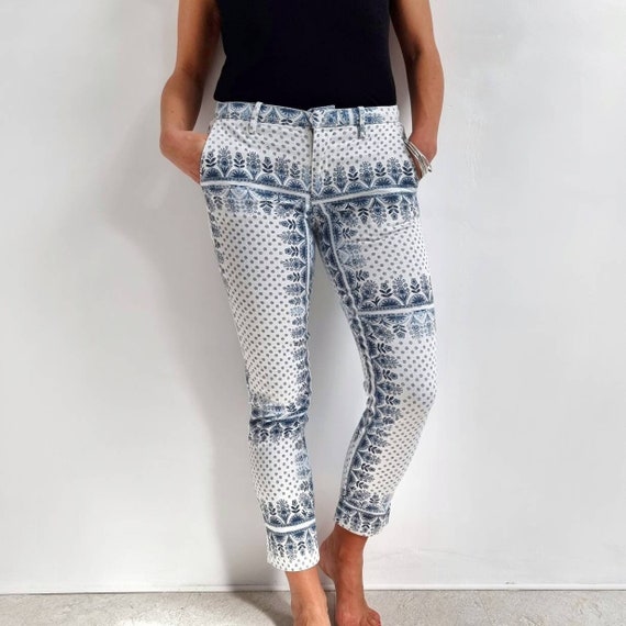 00's Vintage Bandana Print Jeans in White & Blue // Etsy