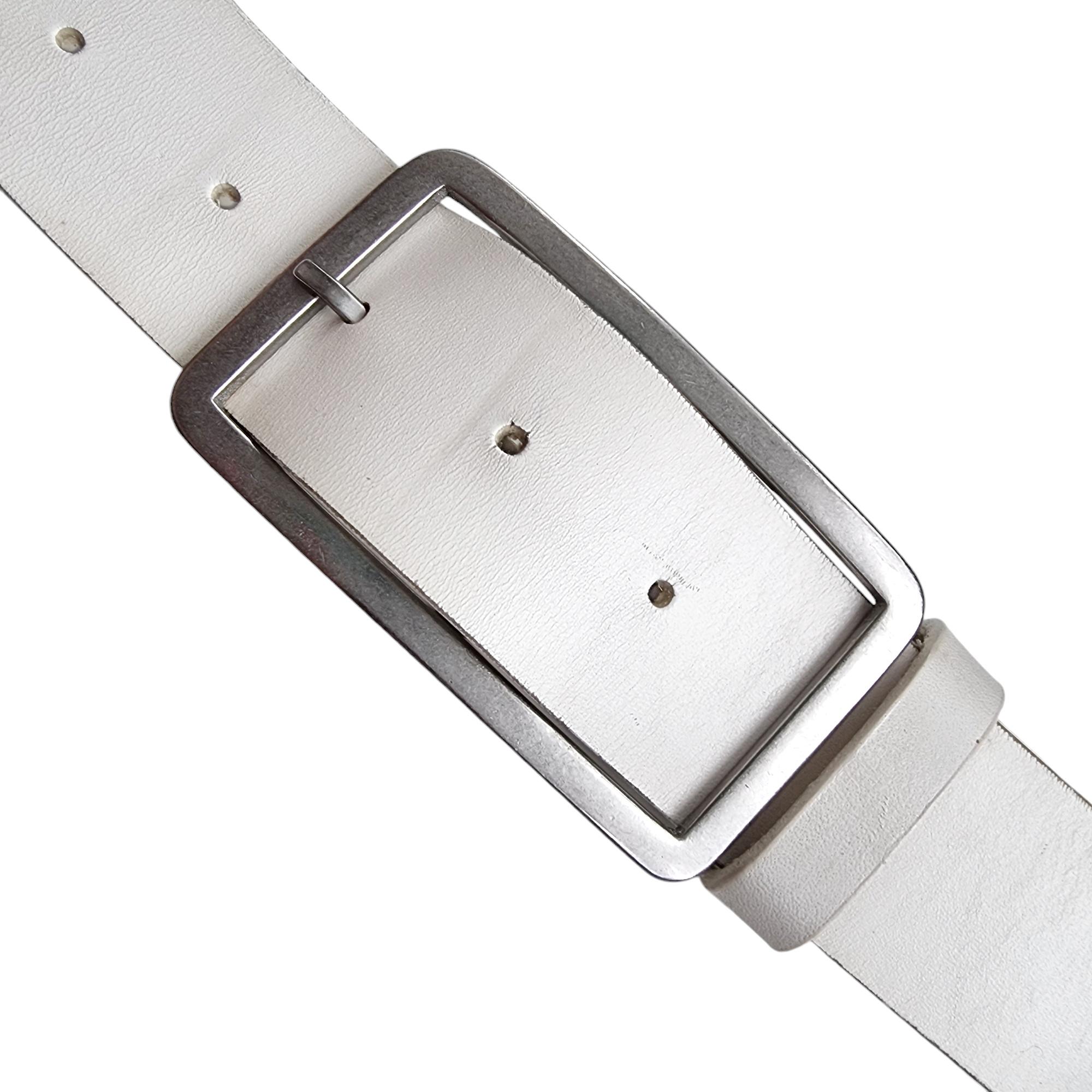 00's Vintage White Leather Belt W Silver Buckle | Minimalist