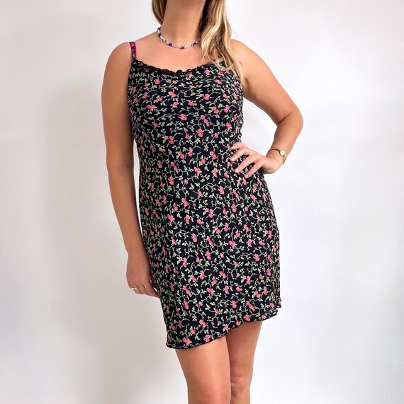 slim fit dress slacks Berrylush Women Black & Green Floral Printed Sweetheart Neck Tie-Up Fr