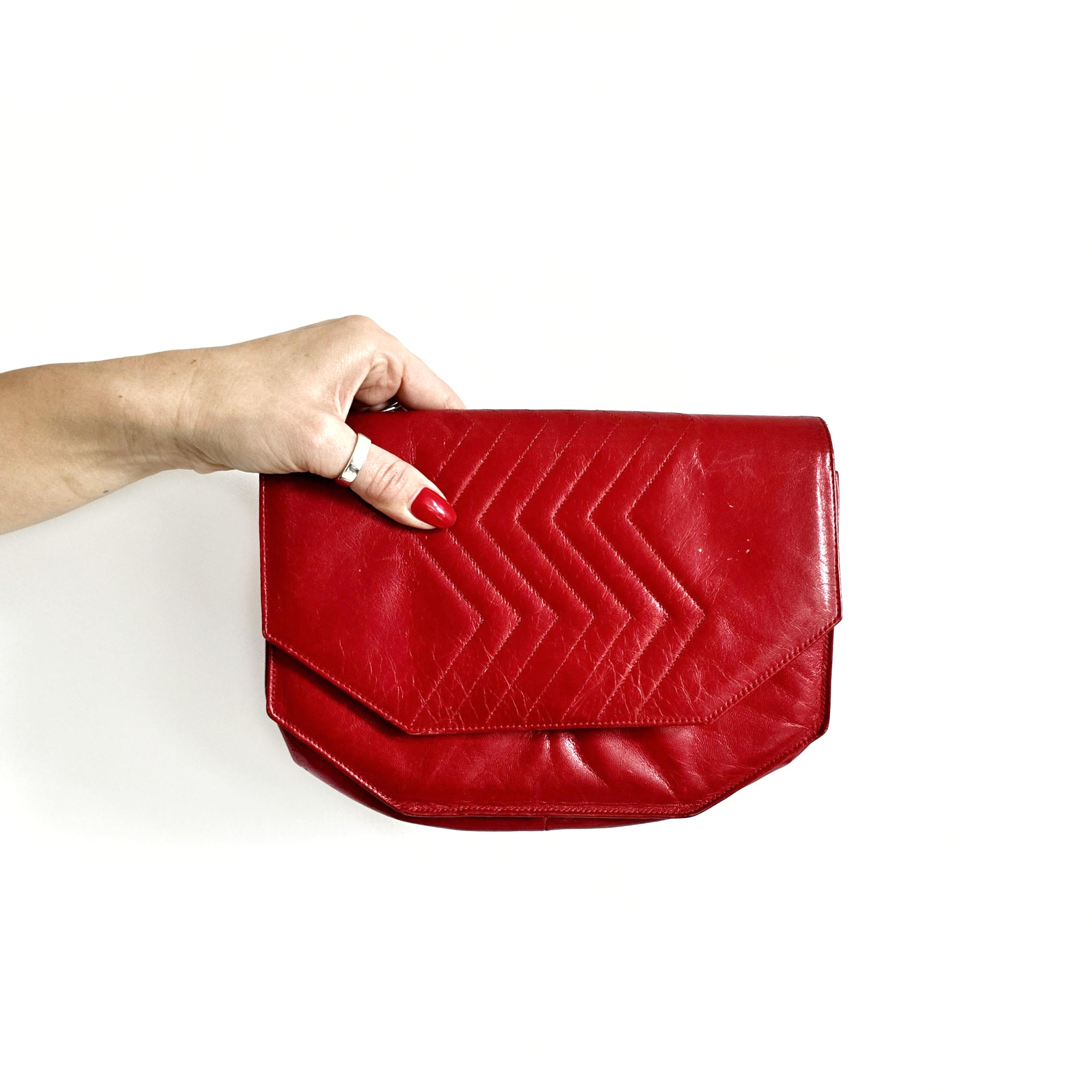 Vintage Petit sac à main en cuir rouge CHARLES JOURDAN avec longue