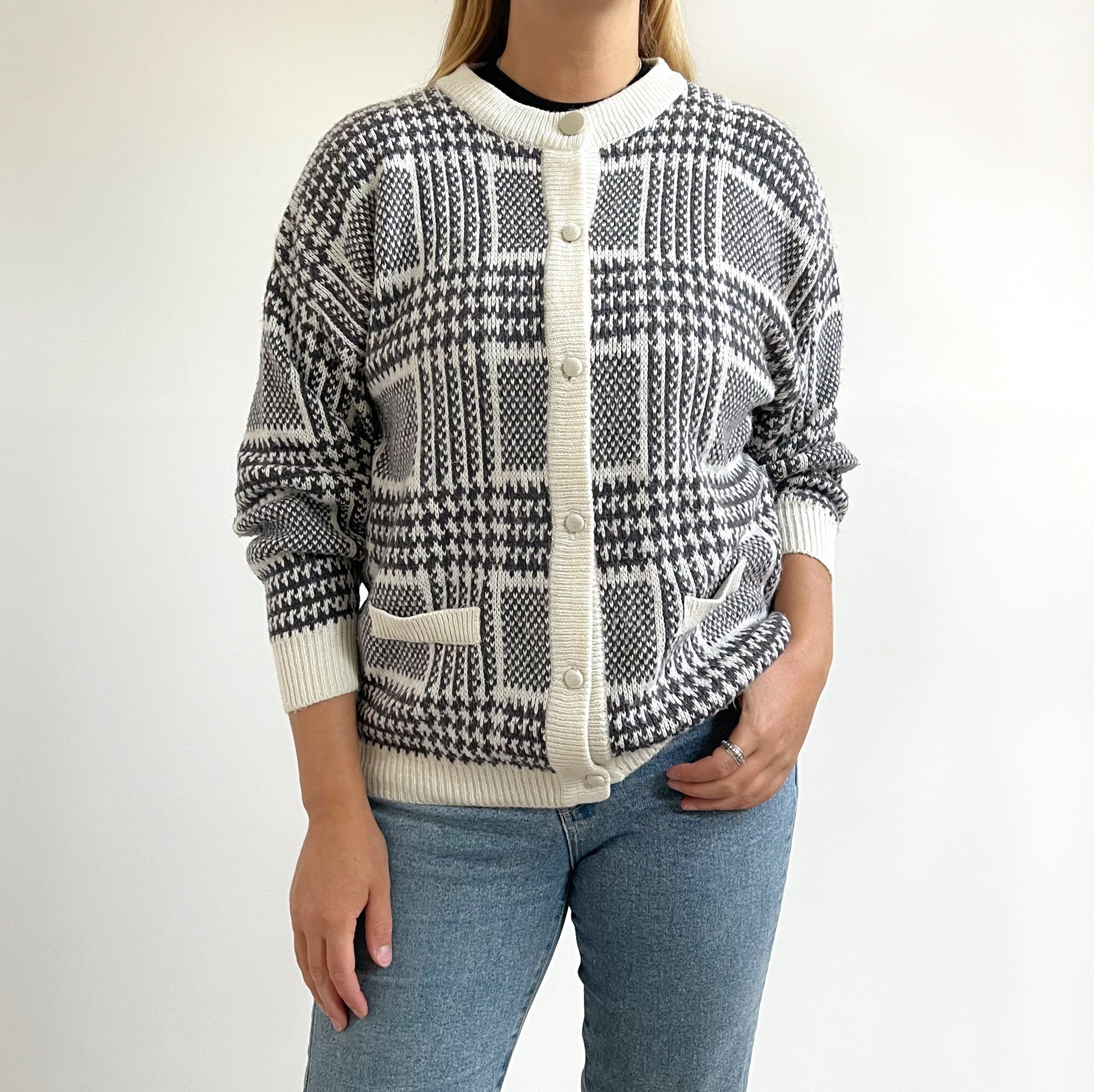 Vintage Houndstooth Cardigan // Soft Grey & White Ladies Medium