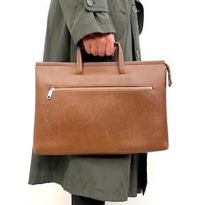 porte-documents vintage pour hommes | Grande sacoche pour ordinateur portable en cuir végétalien marron | Sac homme années 70