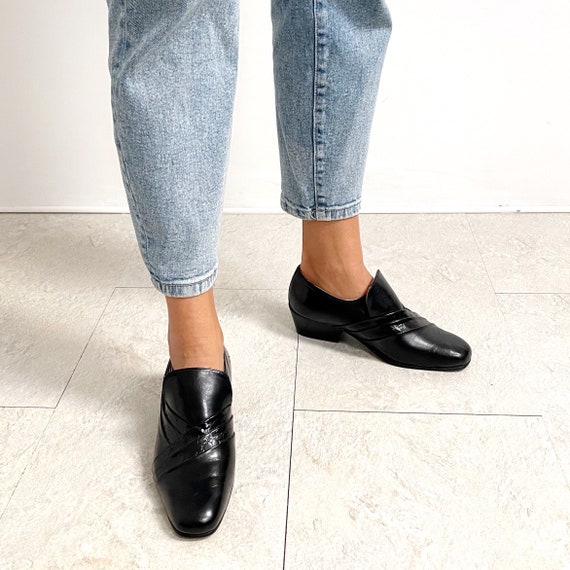 Vintage Black Leather Unisex Loafers | Cuban Heel… - image 5