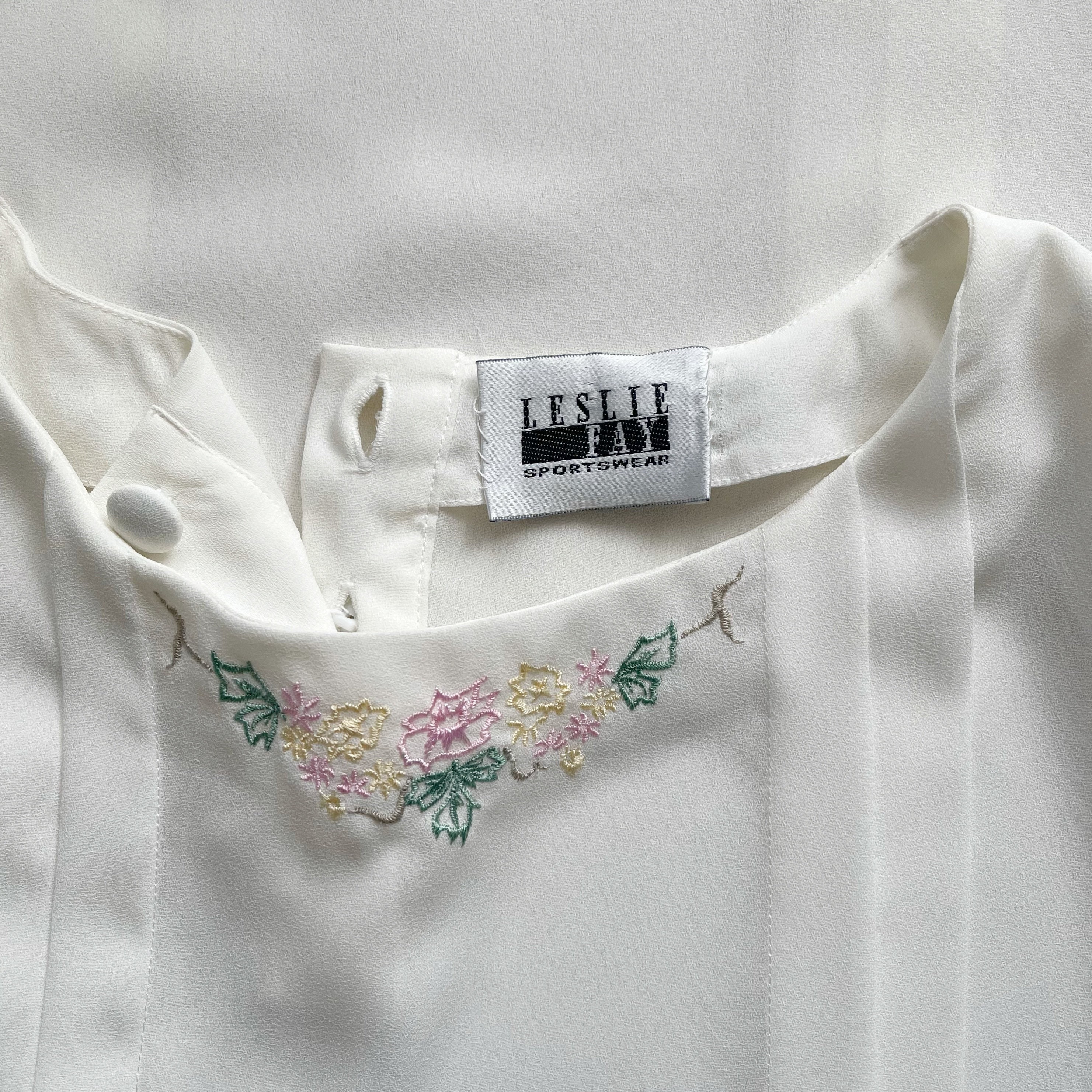 ヴィンテージ刺繍入りホワイトブラウス // 半袖サマートップス // L 