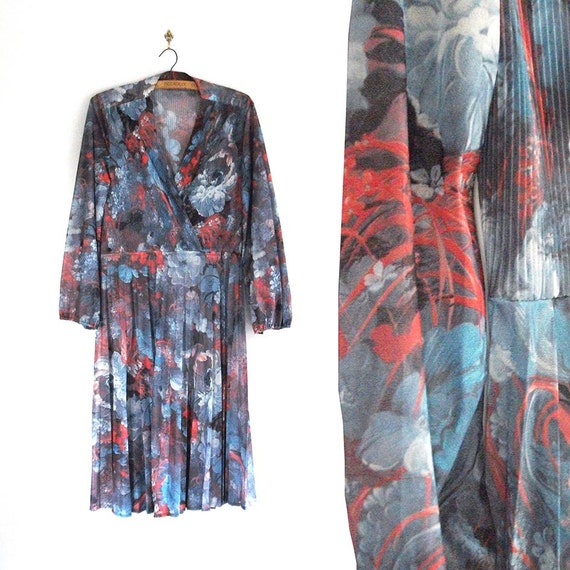Vintage Pleated Shirt Dress // Painterly Floral L… - image 1