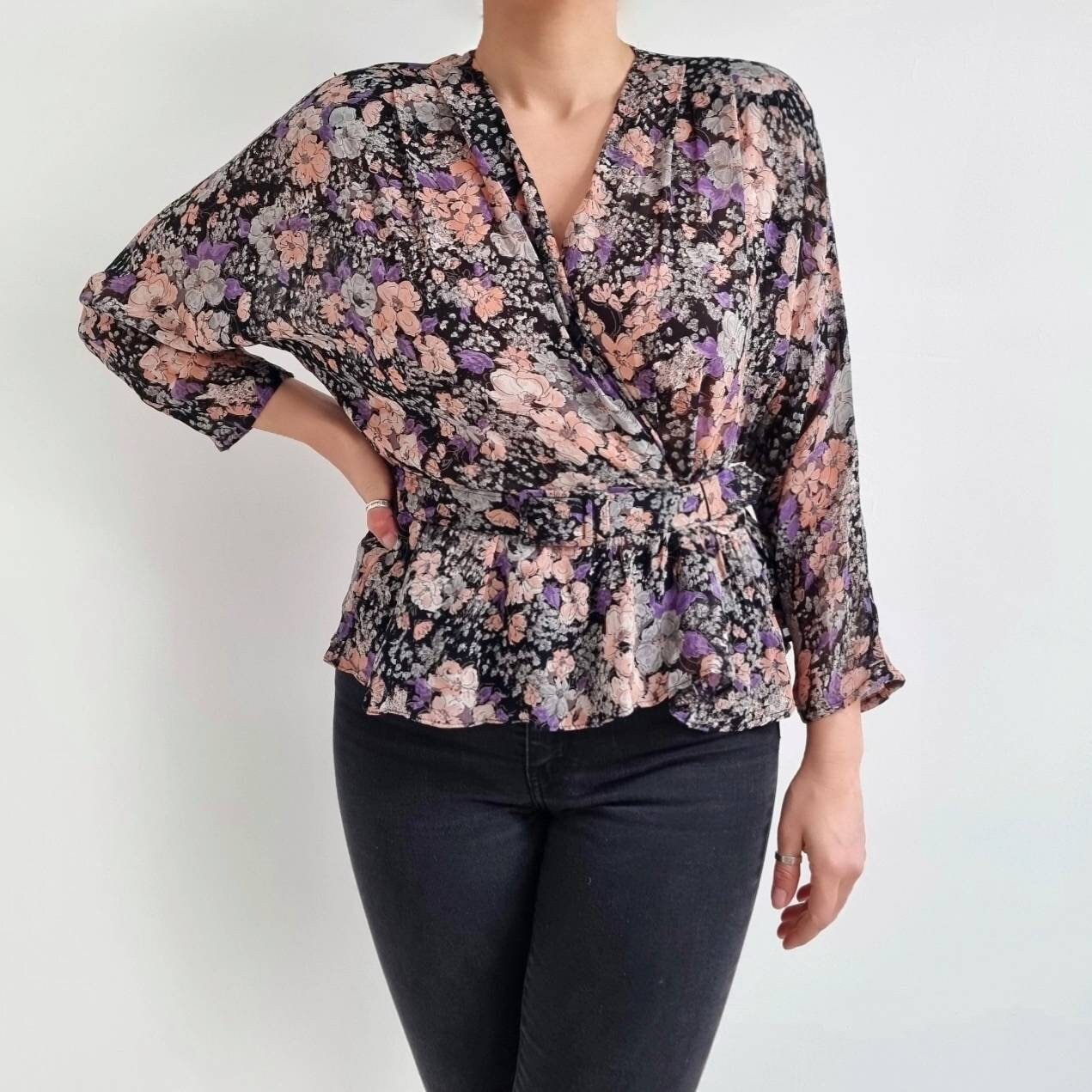 80's Vintage Floral Peplum Blouse | V-neck Wrap Blouse W Belt | Medium |  Made in UK - Etsy Canada