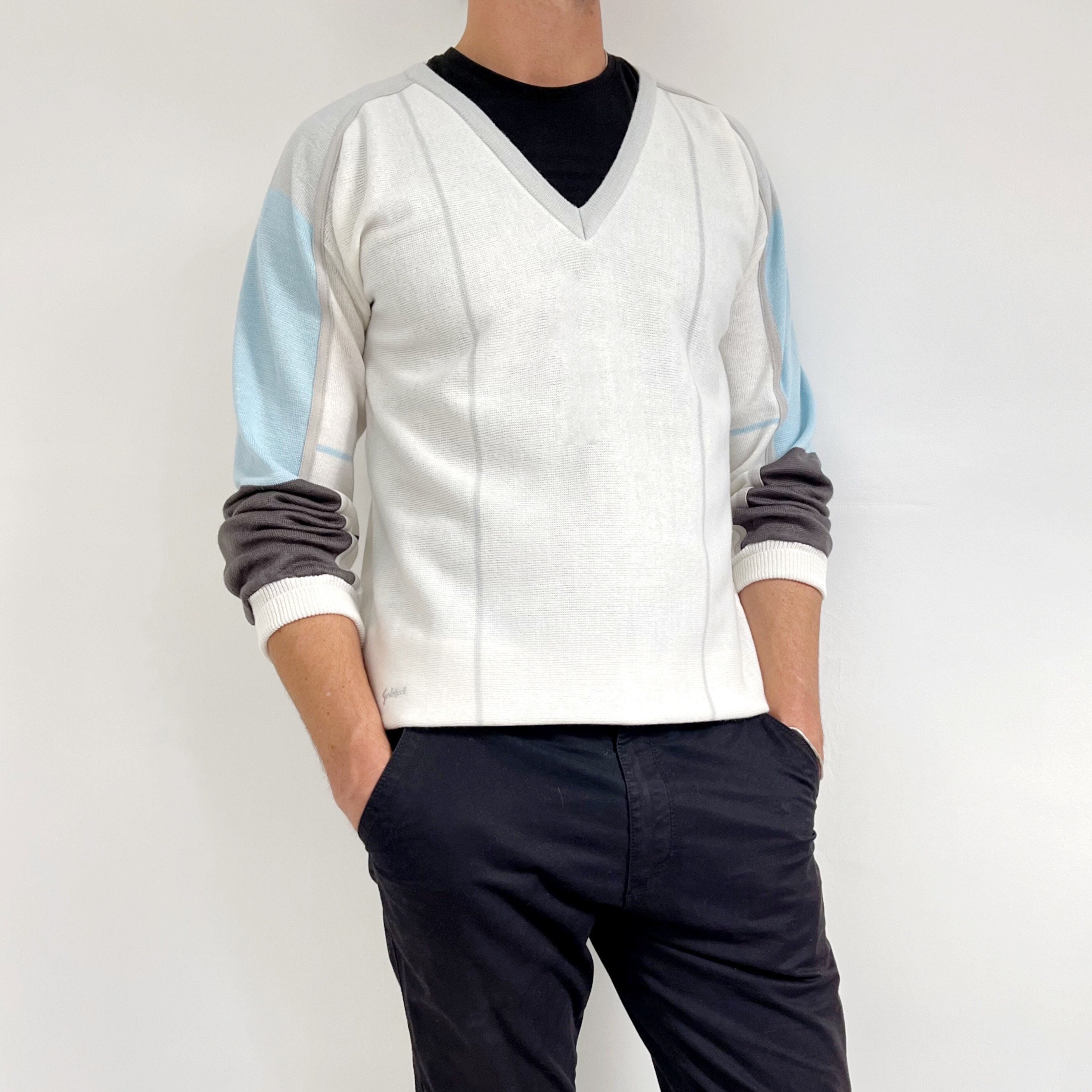 Gabicci men's v neck jumpers cheap