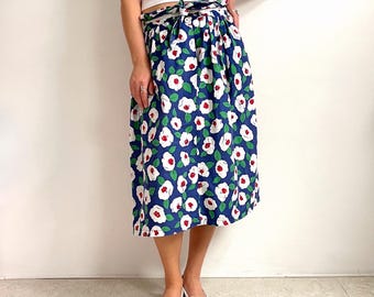 Gonna midi vintage anni '80 con stampa floreale blu e nodo in vita / Gonna estiva lunga in cotone blu, bianco, rosso, verde / XS - Small