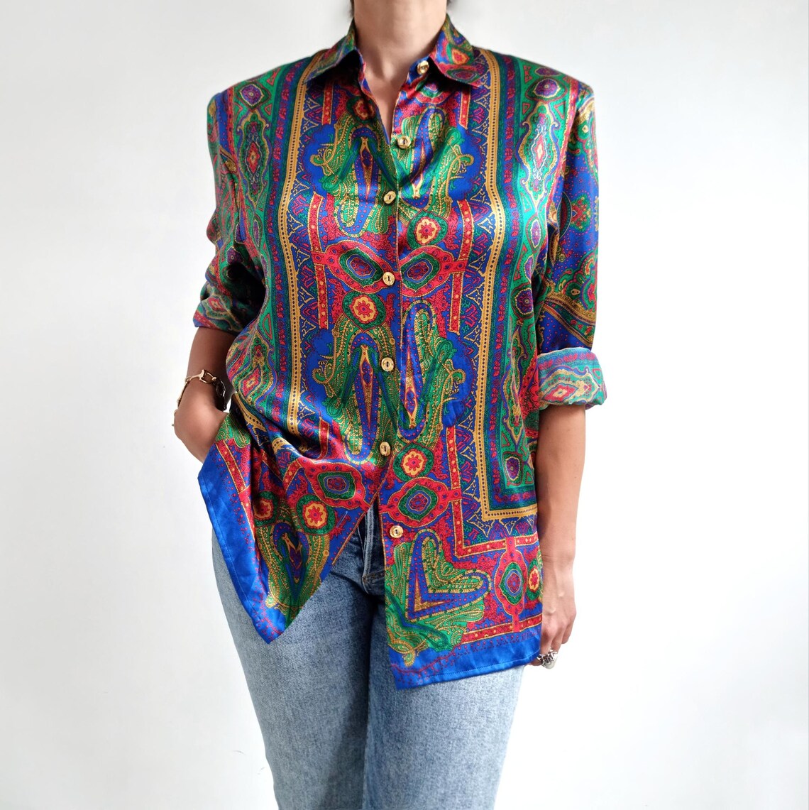 Vintage Bright Print Ladies Satin Silk Ladies Shirt | Paris Couture Blouse | Small - Medium | Made in France, foto 3 di 5