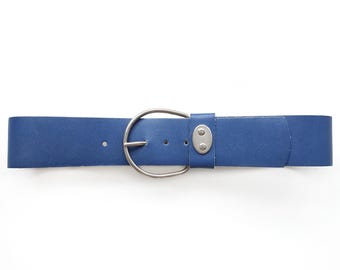 Vintage Navy Leather Belt With Silver Buckle | Ladies Dress  display picture 2