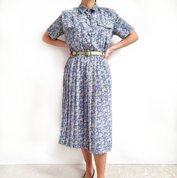 pleated button print dress Zeagoo Womens Floral Pleated Button Down Petal Mini